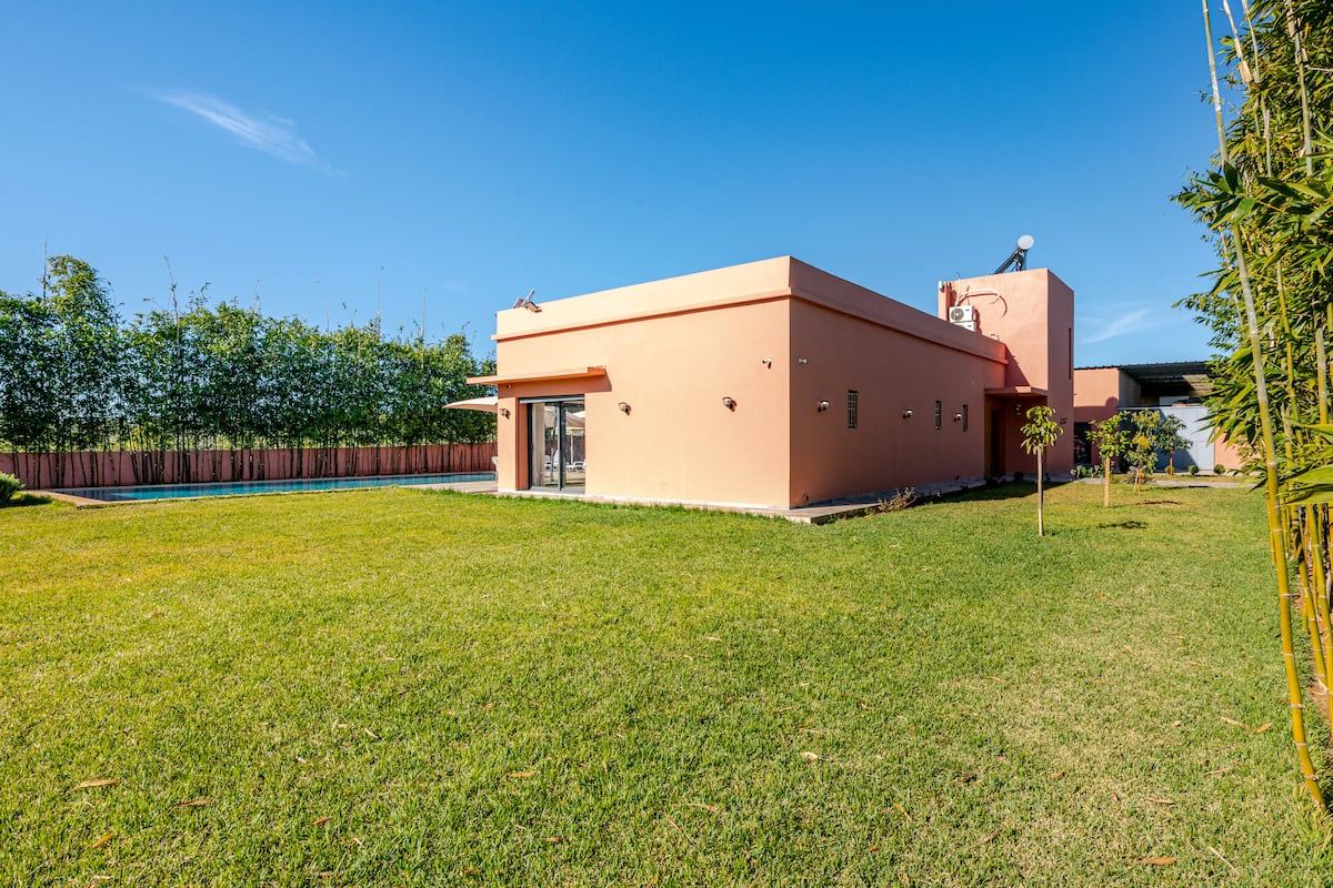 Farmhouse with private pool — 10
