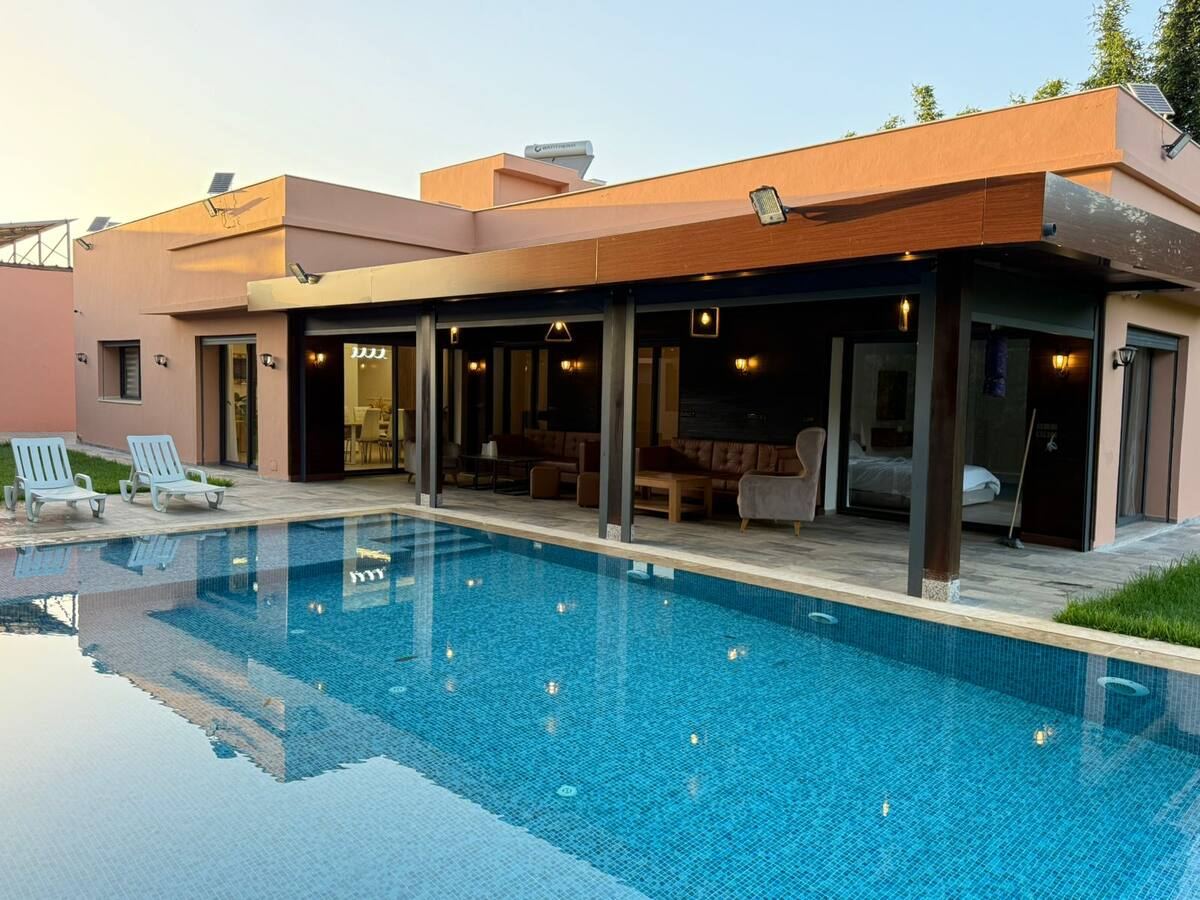 Farmhouse with private pool — 64